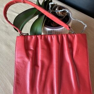 VINTAGE- Cameo - Montreal Leather Handbag - Retro